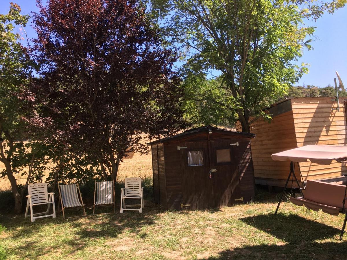 Mobile Home Avec Parking Chorges Exterior photo
